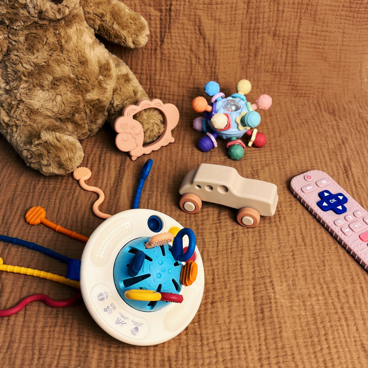 Teeny Explorers Teething Mia product detail