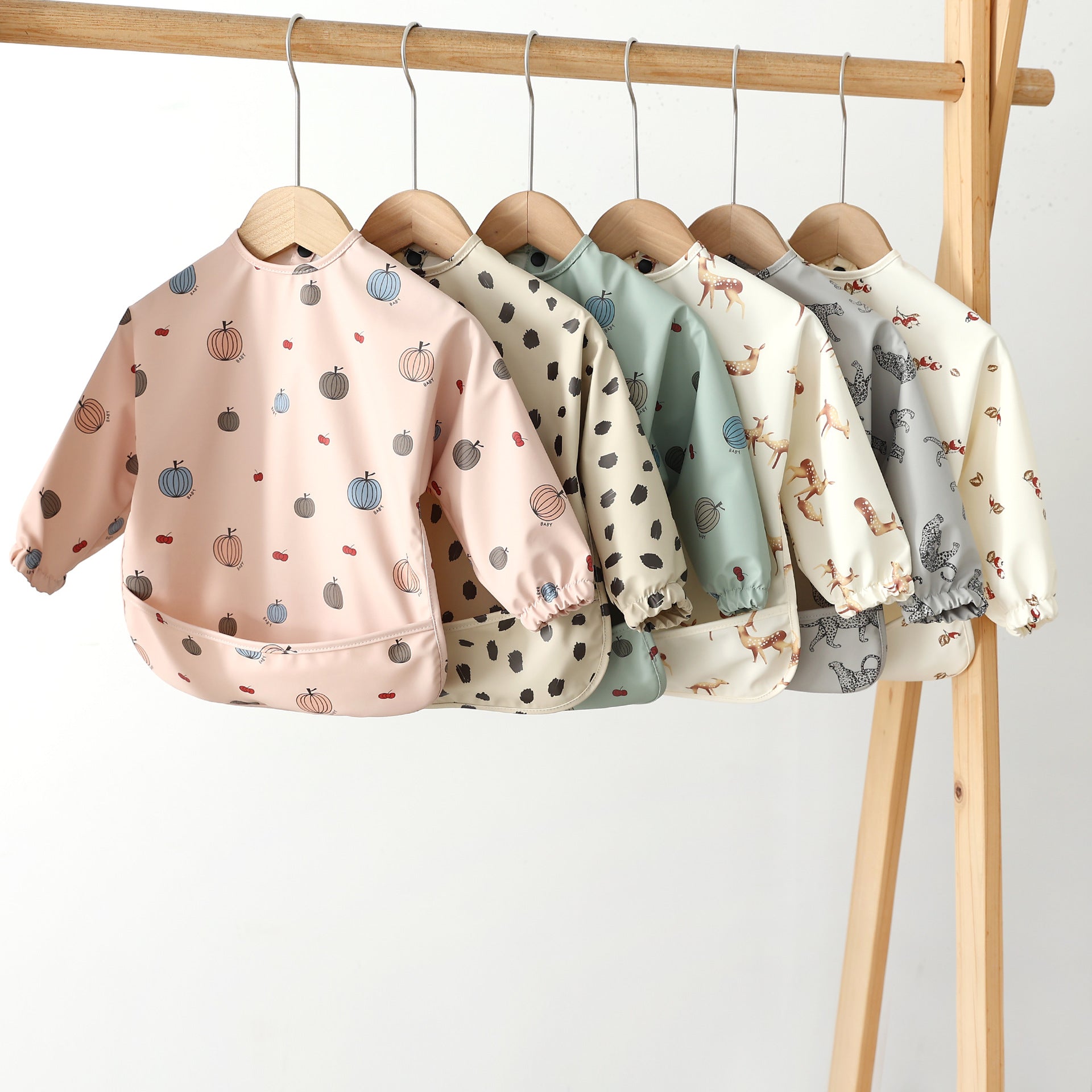 Full-Coverage Feeding Smock