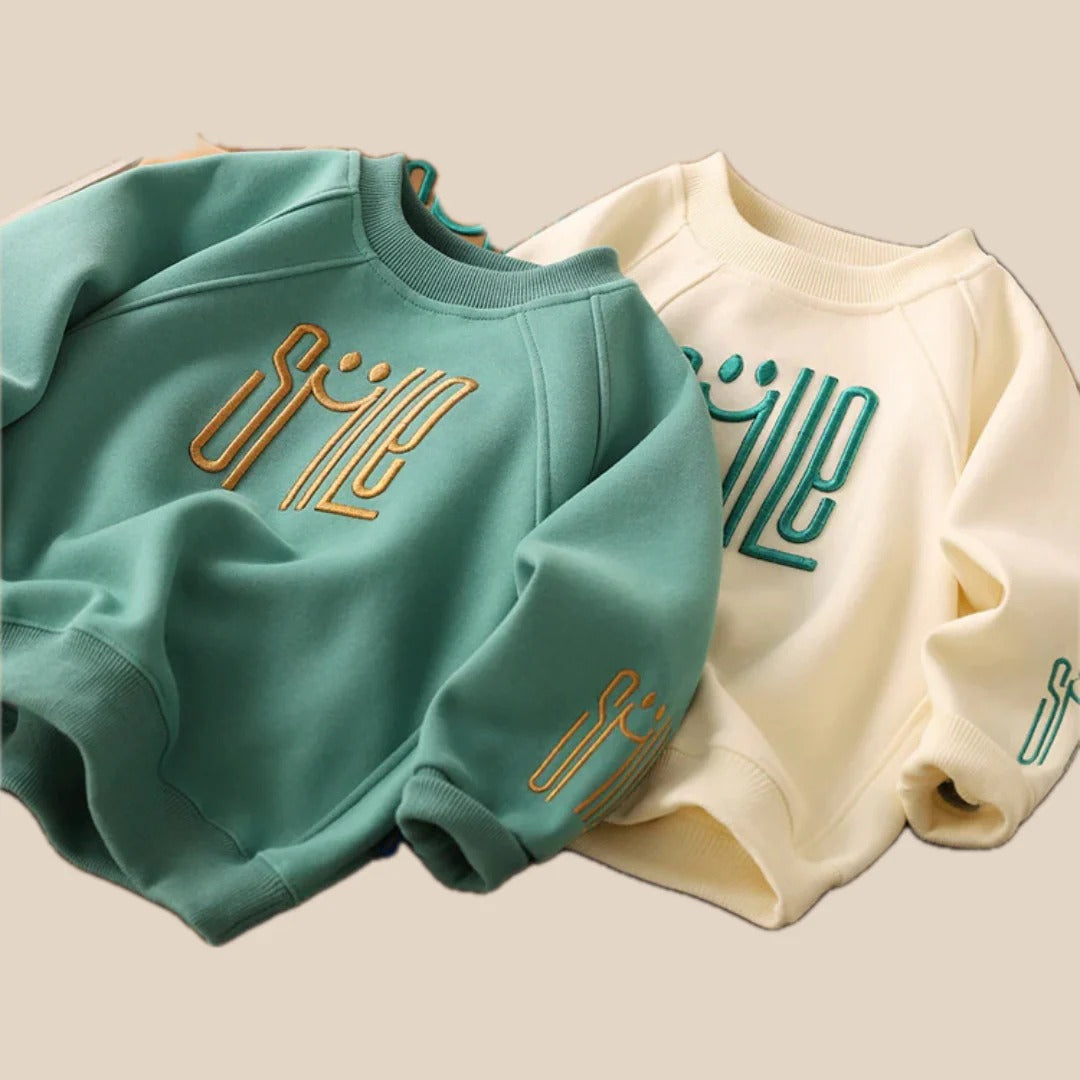 Unisex Children's Sweater Featuring a Cheerful Smile Design