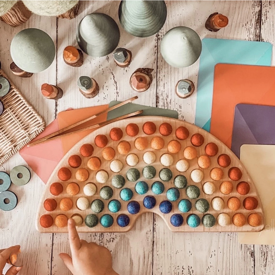 Montessori Pom Pom Rainbow Board