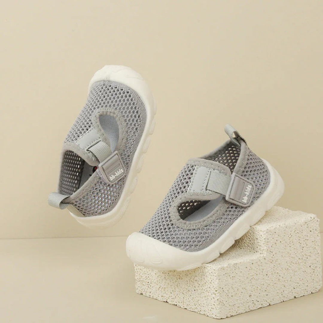 Comfortable Non-Slip Shoes with Innovative Design