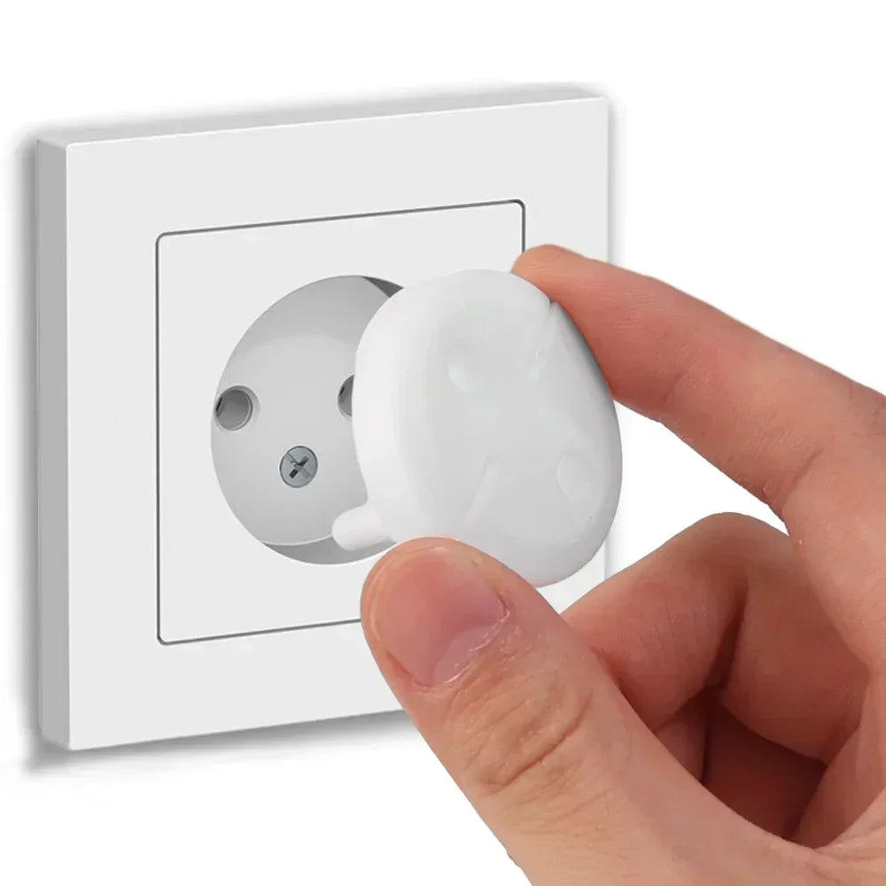 Secure Outlets with 10-Pack Rotate Guards