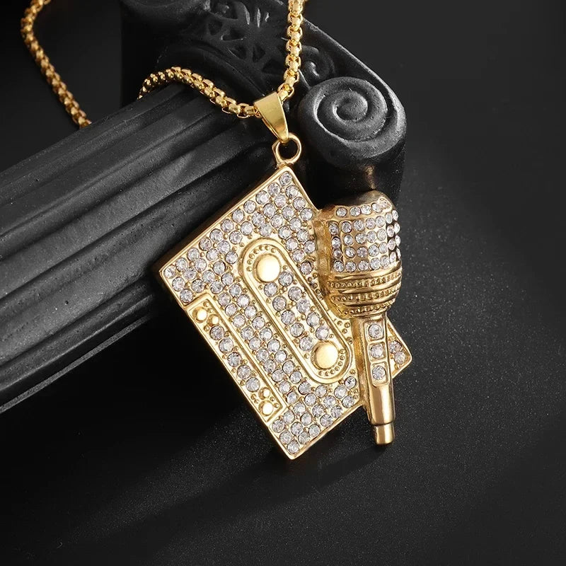 Exquisite Creative Bubble Letter Xo Inlaid White Zircon Pendant Necklace Men\\'s Fashion Casual Party Jewelry Holiday Gifts