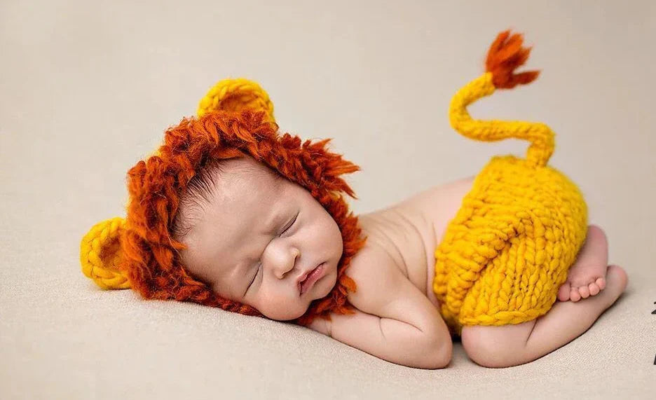 Little Roar™ Crochet Lion Photo Prop for Newborns