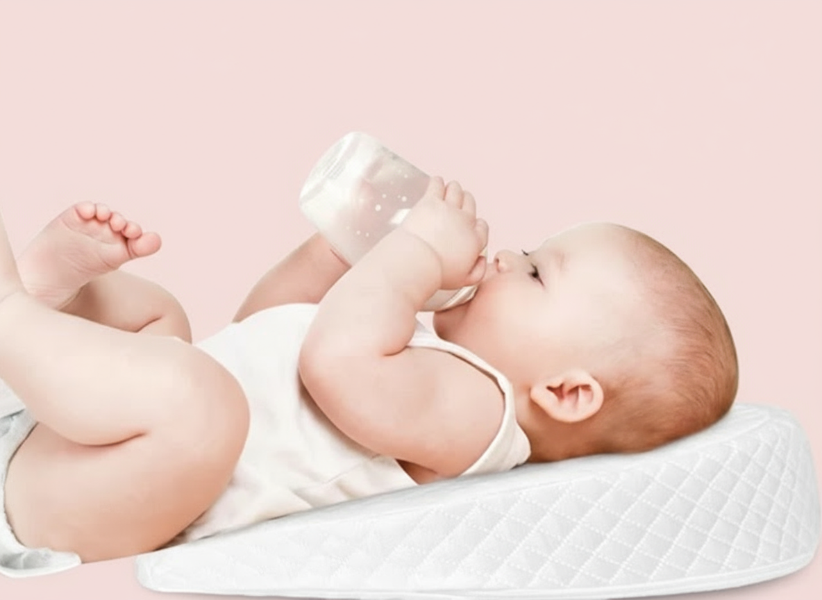 DreamLift™ Anti-Reflux Infant Wedge Pillow WEIQUEEN